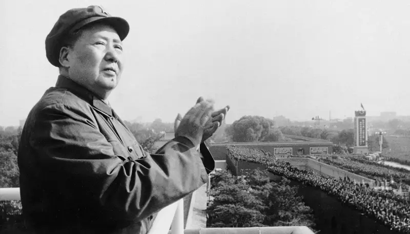 Đánh Giá Các Chính Sách Kinh Tế Dưới Thời Mao Zedong: Thành Công và Thất Bại